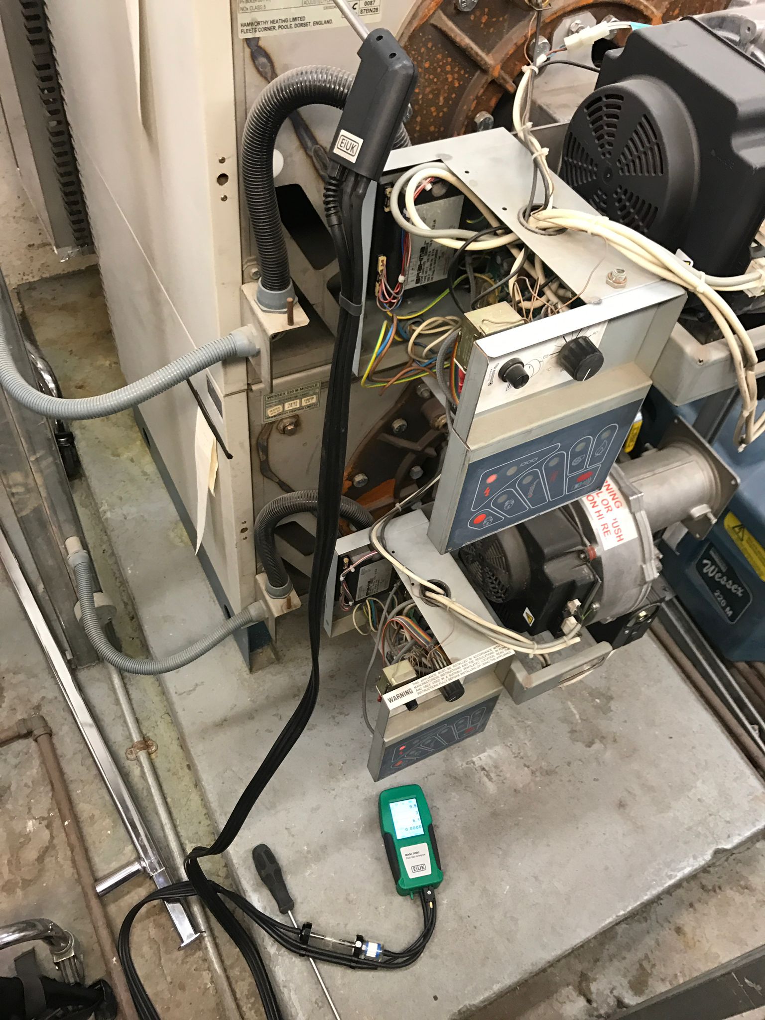 gas safe registered engineer near me Kew, TW9